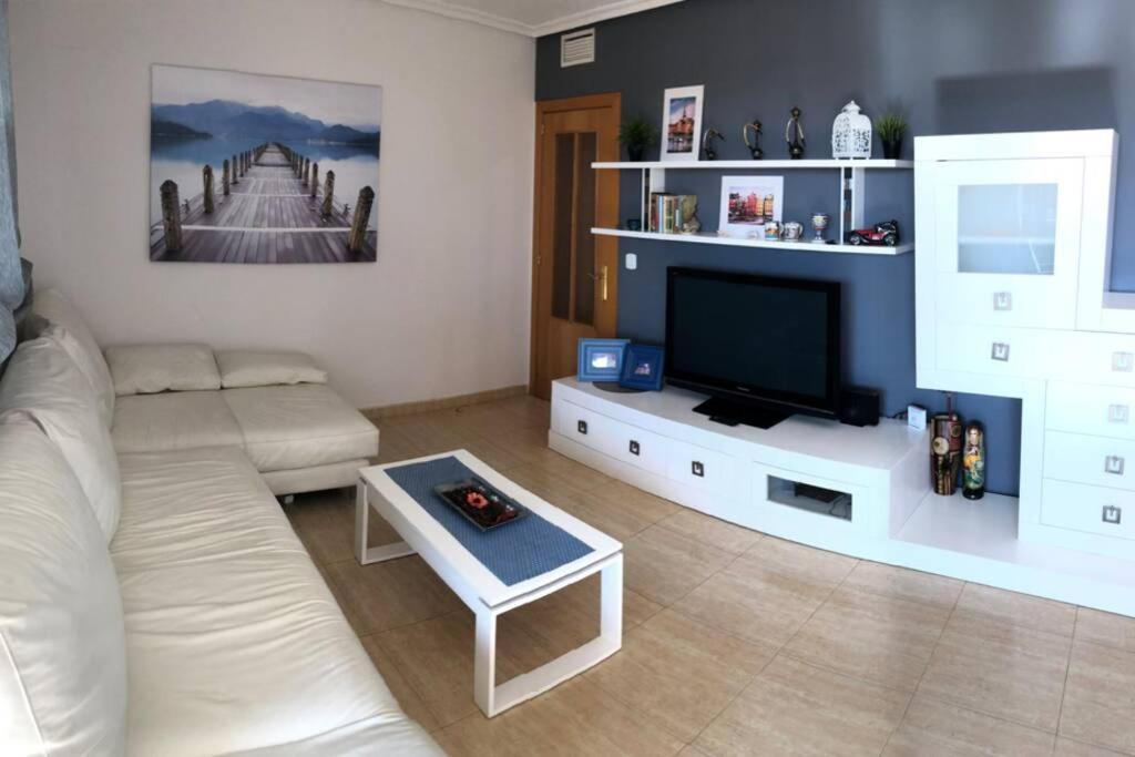 Beautiful Apartment With Swimming Pool And Beach Alicante Zewnętrze zdjęcie